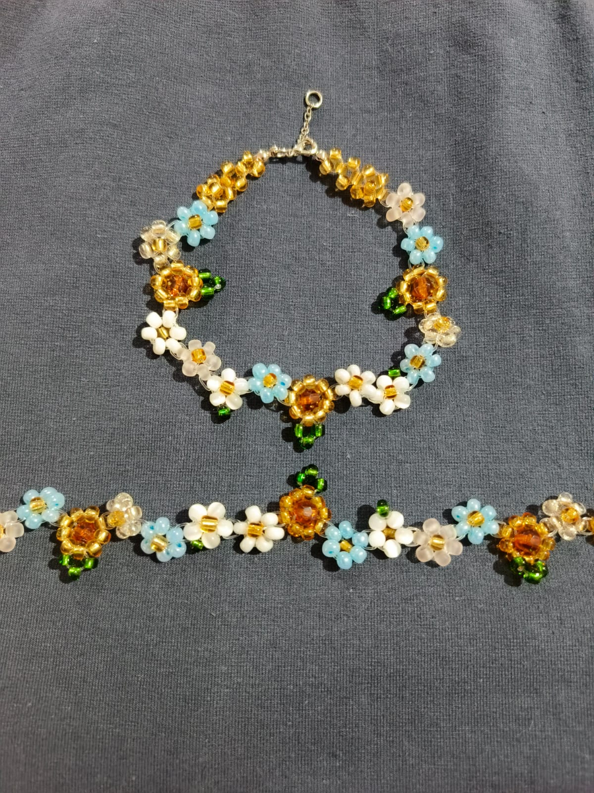 Tobillera floral